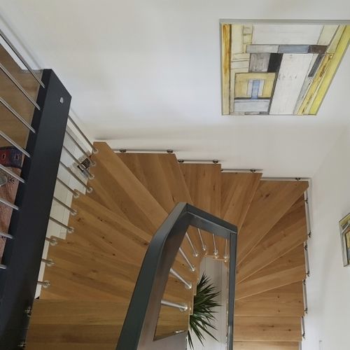 Escalier quart tournant - 3/4 - Créateur d'escaliers Treppenmeister - en colimaçon / hélicoïdal / à marches en bois