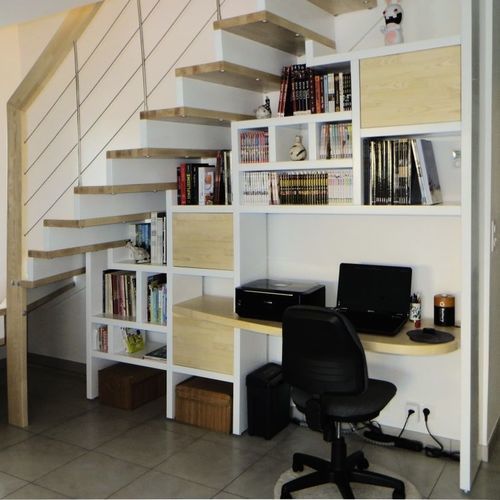 Système de rangement mural - Créateur d'escaliers Treppenmeister - suspendu / contemporain / en bois