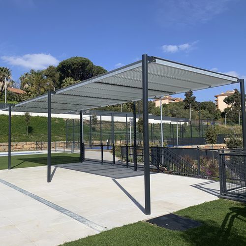 Pergola montée en surface - Habana - URBADIS Microarquitectura - en acier galvanisé / bioclimatique / pour espace public