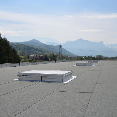 Lanterneau pour couverture d'étanchéité - ECOLUX FIXE - Kingspan Light + Air - avec costière / en polycarbonate