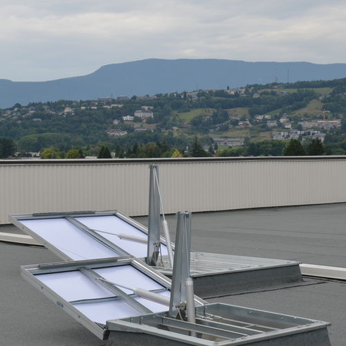 Trappe de désenfumage aluminium - ECOFEU 160 PN - Kingspan Light + Air - dispositif d'évacuation des fumées et de la chaleur