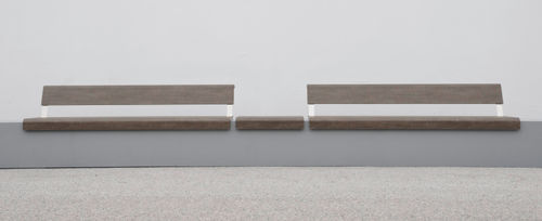 Banc public contemporain - MIRAMONDO : IL POSTO XL HPL  - Pro Urba - Aqua Pro Urba - en bois / en métal