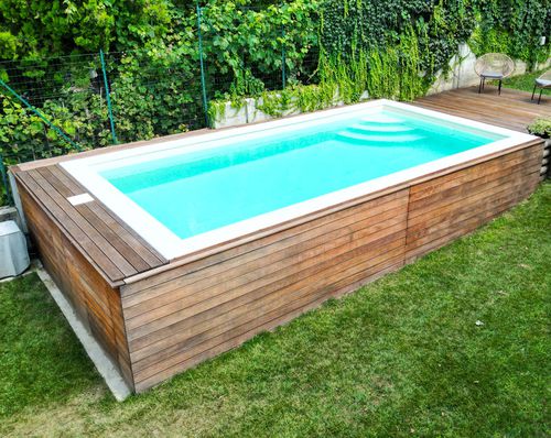 Piscine en panneaux - Mediterranea - Piscine Acquaform - préfabriquée / modulaire / margelle intégrée