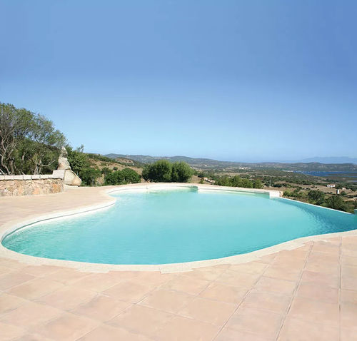 Piscine sur mesure - Amalfi - Piscine Acquaform - margelle intégrée / d'extérieur / enterrée