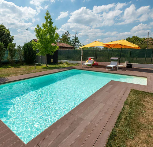 Piscine sur mesure - Beachtime - Piscine Acquaform - margelle intégrée / d'extérieur / enterrée