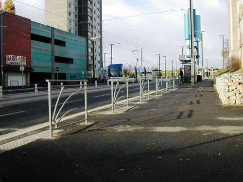 Barrière de protection - APOLLO - NORCOR MOB.URBAIN - fixe / en acier / pour espace public