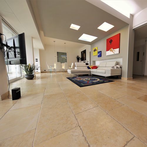 Revêtement de sol en pierre de Jérusalem - GOLD - Pietra di gerusalemme - en pierre naturelle / d'intérieur / pour salle de séjour