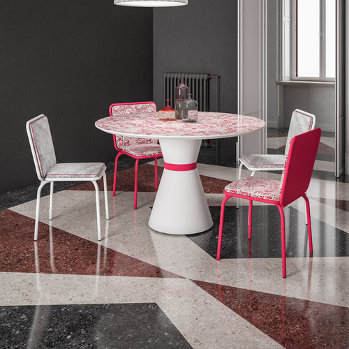 Chaise contemporaine - Aisha - Momenti - d'intérieur / en tissu / en métal
