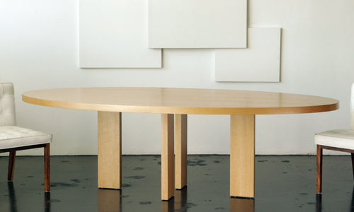 Table à manger contemporaine - ALEX - VIOSKI - en chêne blanc / ovale / résidentielle