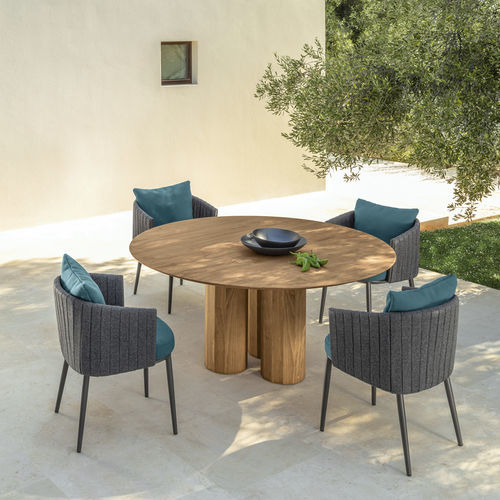 Table à manger contemporaine - SALINAS - TALENTI - en béton / en bois / avec piètement en bois