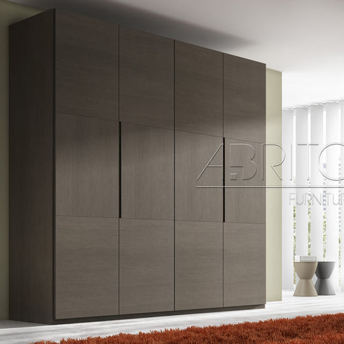 Armoire contemporaine - FULLDRESS : 10 - A. Brito - en mélaminé / à portes battantes