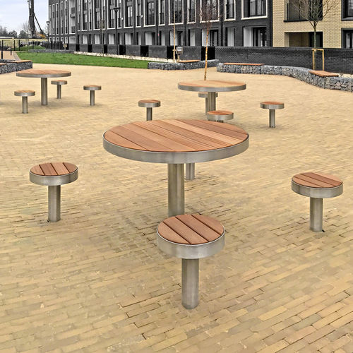 Table contemporaine - TREE - Factory Street Furniture - en acier inoxydable / avec piètement en acier inoxydable / ronde