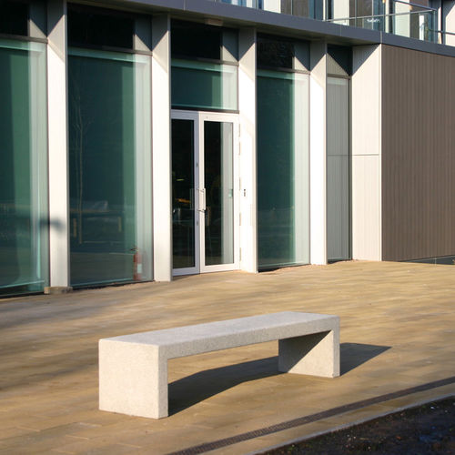 Banc public contemporain - BLOC  - Factory Street Furniture - en béton