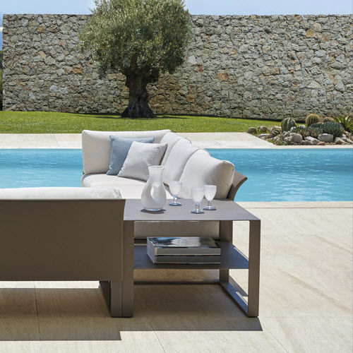 Table d'appoint contemporaine - KOMFY - SIFAS - en aluminium laqué / avec piètement en aluminium laqué / carrée