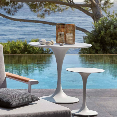 Table d'appoint contemporaine - KOROL - SIFAS - en aluminium laqué / avec piètement en aluminium laqué / ronde