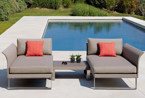 Méridienne contemporaine - KOMFY - SIFAS - en Sunbrella® / en polyester / avec piètement en aluminium laqué