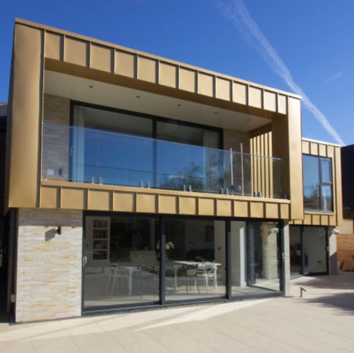 Bardage en plaques - RESIDENTIAL HOUSE WEST BRIDGFORD  - Arconic Architectural Products SAS, Merxheim/Frank - aluminium / vertical / nervuré