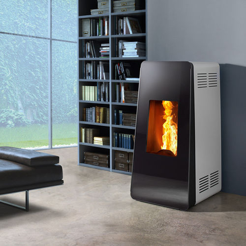 Poêle à bois - LIFE XW - Caminetti Montegrappa - à granulés / 0 - 5 kW / 12 kW