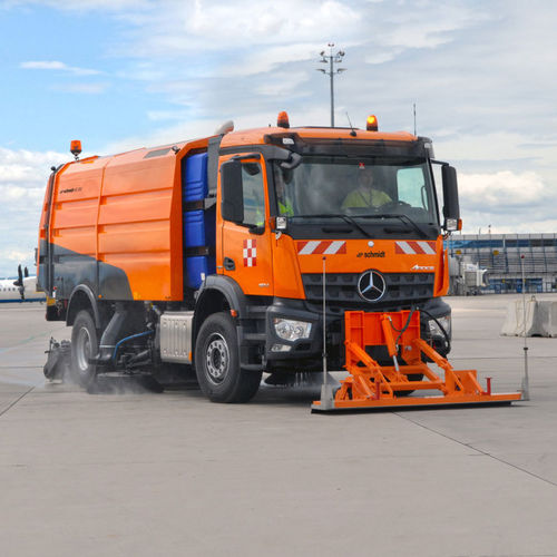 Balayeuse montée sur camion - PMB 2400 - Aebi Schmidt - de voirie / hydraulique