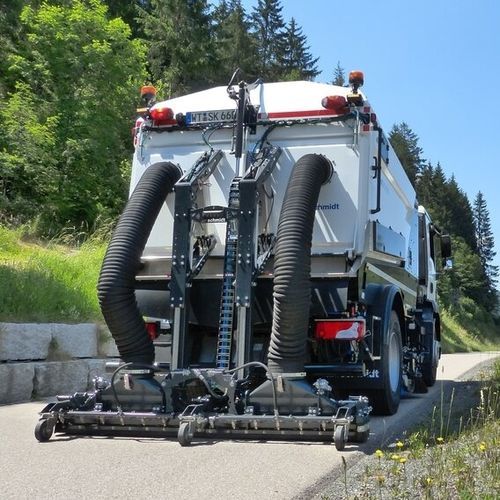Balayeuse montée sur camion - AS 660 - Aebi Schmidt - aspirante / de voirie / de poussières