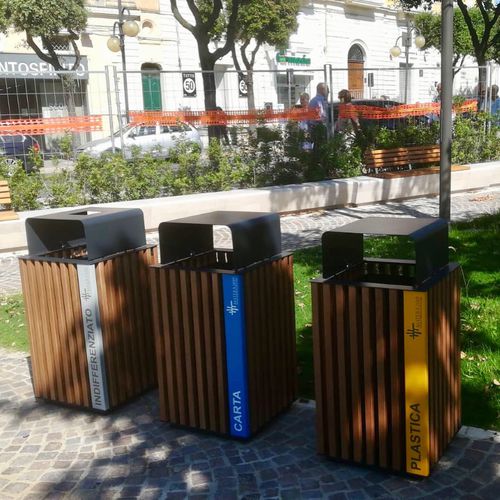 Poubelle publique - ELODIE WOOD - CITYSì - en métal / en bois / avec couvercle