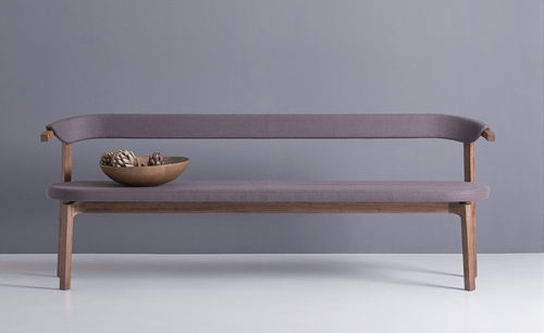 Banc contemporain - WEDA - Mobimex - en bois massif / en cuir / en tissu