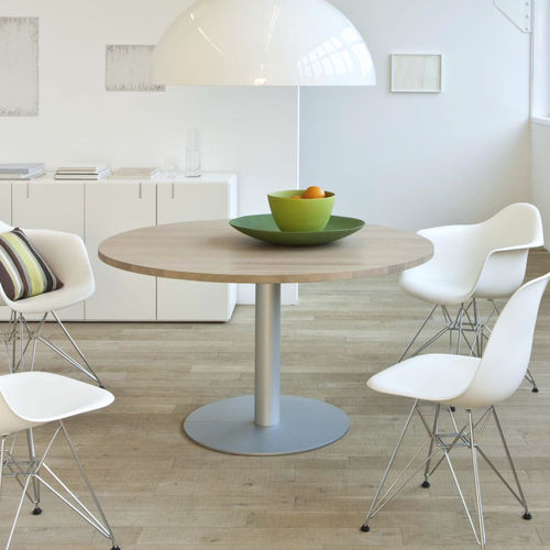Table contemporaine - RAD - Mobimex - en métal / avec piètement en aluminium anodisé / ronde