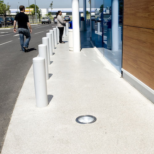 Béton à haute résistance - ARTEVIA® ROCHE  - Lafarge concrete - pour sol / pour piscine / pour terrasse