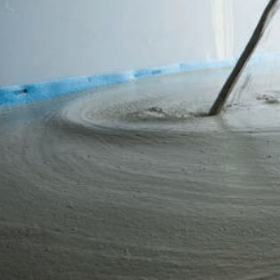 Chape en ciment - NIVEL - Lafarge concrete - à haute résistance