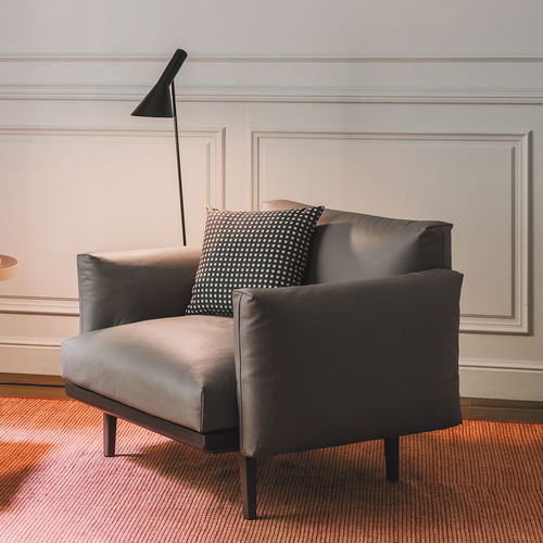 Fauteuil contemporain - BOMA - KETTAL - en tissu / en aluminium / avec coussin amovible