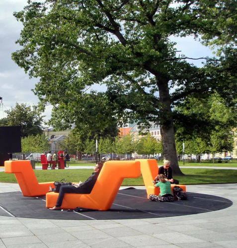 Bain de soleil contemporain - BOA - Concept Urbain - en polyéthylène / 1 place / résistant aux UV