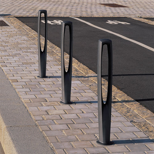 Borne anti-stationnement - NASTRA - Concept Urbain - amovible / en fonte / d'extérieur