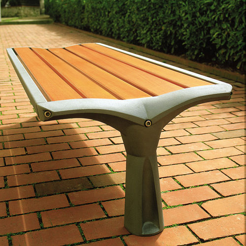 Banc public contemporain - VESTA - Concept Urbain - en fonte / en bois exotique / sans dossier