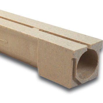 Caniveau pour terrain de sport - OCULTO10 - ULMA - ARCHITECTURAL SOLUTIONS - à fente centrale / en béton de résine / pour piscine