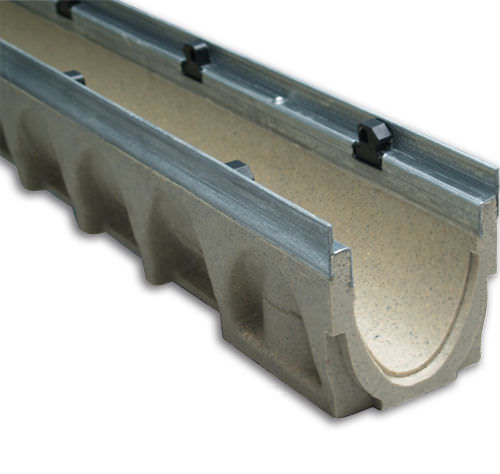 Caniveau à grille - MULTIV+100 - ULMA - ARCHITECTURAL SOLUTIONS - avec pente / en béton de résine / en composite