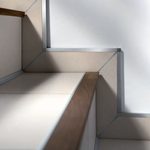 Profilé de finition en bois - DURASTEP-WOOD - DURAL France - aluminium / pour marche / nez de marche
