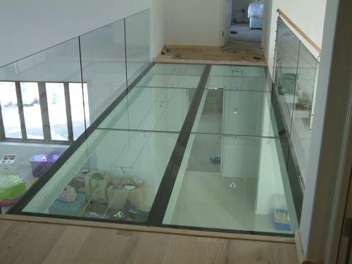 Panneau en verre transparent - Miroiterie de Chartreuse - pour plancher