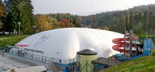 Structure gonflable pour piscine publique - DUOL