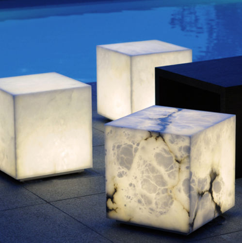 Table basse contemporaine - CUBY - Atelier-alain-ellouz - en albâtre / avec piètement en albâtre / carrée
