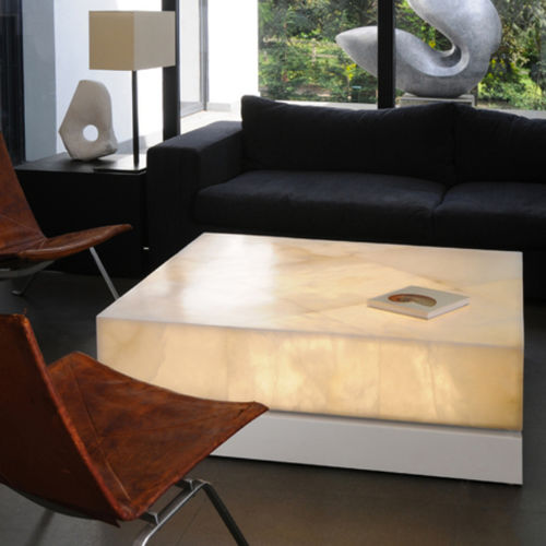 Table basse contemporaine - MONA - Atelier-alain-ellouz - en albâtre / avec piètement en pierre / carrée