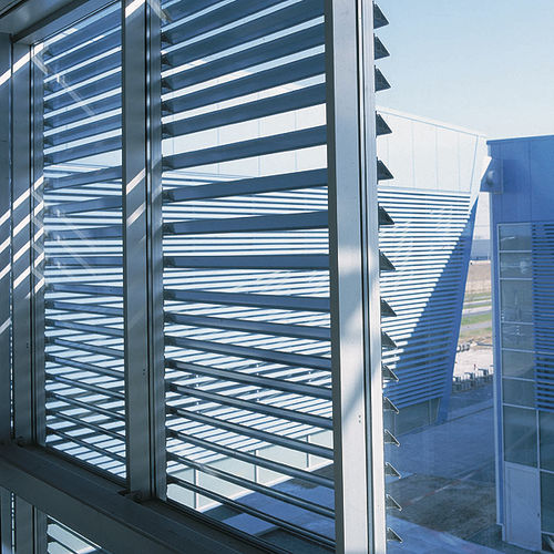 Brise-soleil en aluminium - DUCOSUN 100C - Duco - pour façade / vertical
