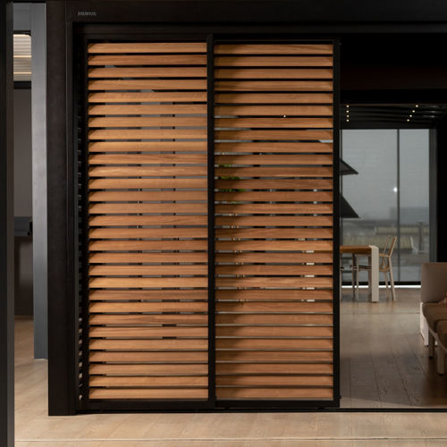 Panneau japonais en aluminium - Brustor - avec bardage en bois