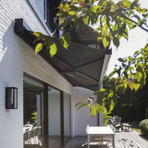 Store banne coffre - B27 - Brustor - motorisé / de terrasse / de balcon
