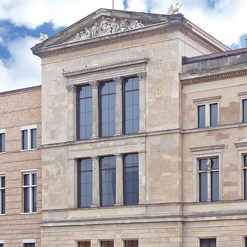 Fenêtre en bois -  NEUES MUSEUM, BERLIN - Schindler - battante / de sécurité