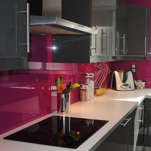 Panneau en verre flotté - LACOBEL FUCHSIA - Macocco - opaque / laqué / pour agencement intérieur