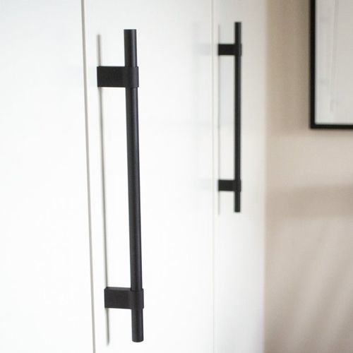 Poignée de meuble en aluminium - LINE BIG 314 - B&B Sweden, Bäccman & Berglund Sweden - peinte