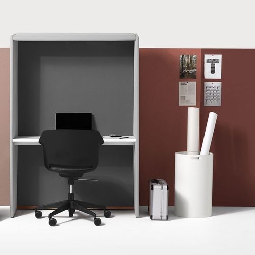 Bureau pour open space - CIRCUIT ZOOM - Diemme - sur pied / contemporain / en mélaminé