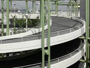 Système d'étanchéité liquide SEL en fonte minérale - TRIFLEX PROPARK - Triflex GmbH & Co. KG - en méthacrylate