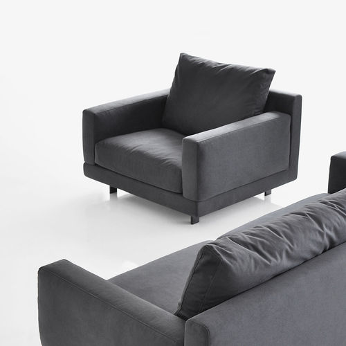Fauteuil contemporain - ELLE - BENSEN - en tissu / avec revêtement amovible / gris