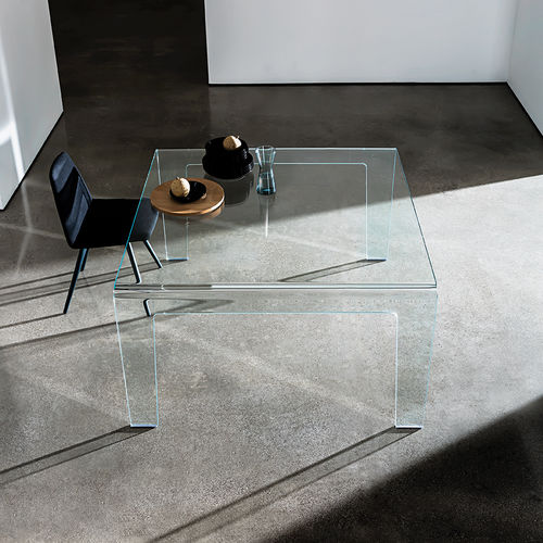 Table à manger contemporaine - FROG  - Sovet Italia - en verre laqué / en verre bombé / avec piètement bombé